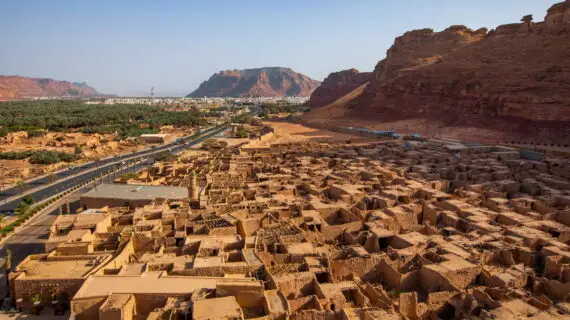 Misteri dan Keajaiban Madain Saleh di Arab Saudi