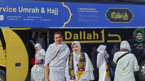 Panduan Lengkap Memakai Kain Ihram