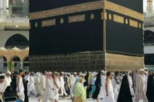 Bolehkah Bernazar untuk Umrah?