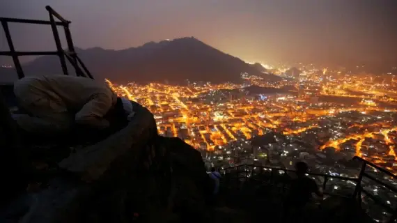 Pengalaman Ziarah ke Jabal Nur di Malam Hari