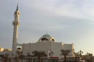 Salat Berjamaah di Masjidil Nabawi: Keutamaan dan Fadhilah