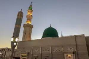 Tips Menyiapkan Obat Wajib untuk Jamaah Umrah