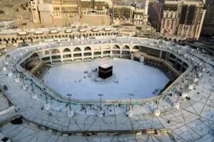 Merokok dan Kehormatan Jamaah di Tanah Suci