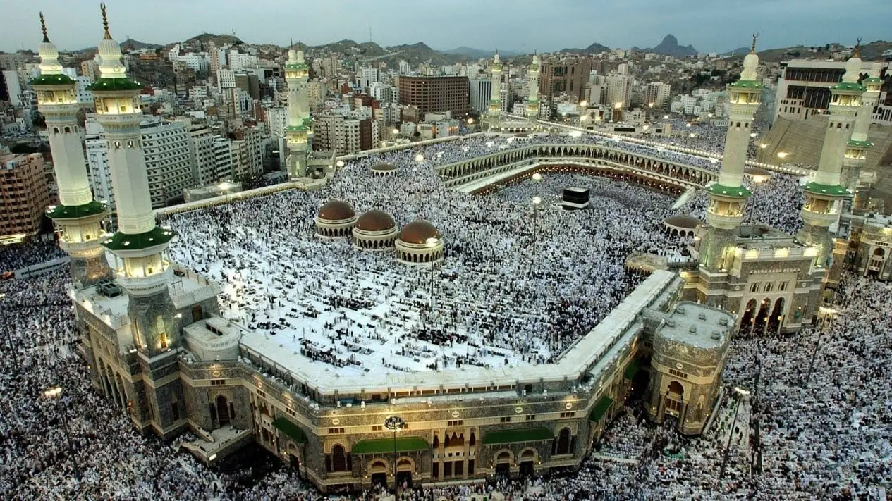 Hotel dengan Pemandangan Ka’bah di Tower Zamzam