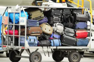 Cara Menyusun Bagasi Agar Tidak Berat Saat Pulang