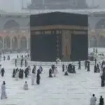 Menyiapkan Pakaian Efisien untuk Umrah