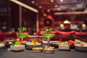 Kuliner Khas Mekah yang Wajib Dicoba Selain Kurma