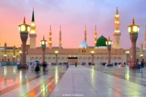 Budaya Buka Puasa di Madinah