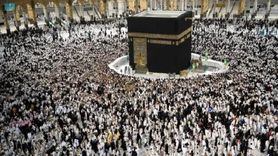 Makna Spiritual di Balik Tawaf Ifadah