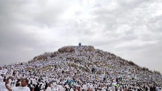 Mengapa Jabal Rahmah Jadi Tempat Favorit