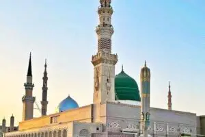 Cara Aman Menghindari Scam saat Umroh
