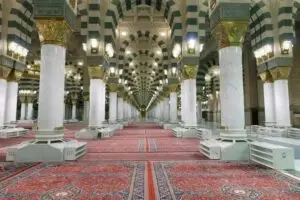 Tiang-Tiang Bersejarah di Raudhah Masjid Nabawi