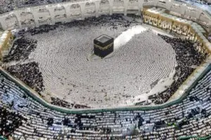 Mengapa Umroh Tanpa Ilmu Dapat Merugikan?